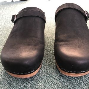 Like New Black Dansko Clogs
